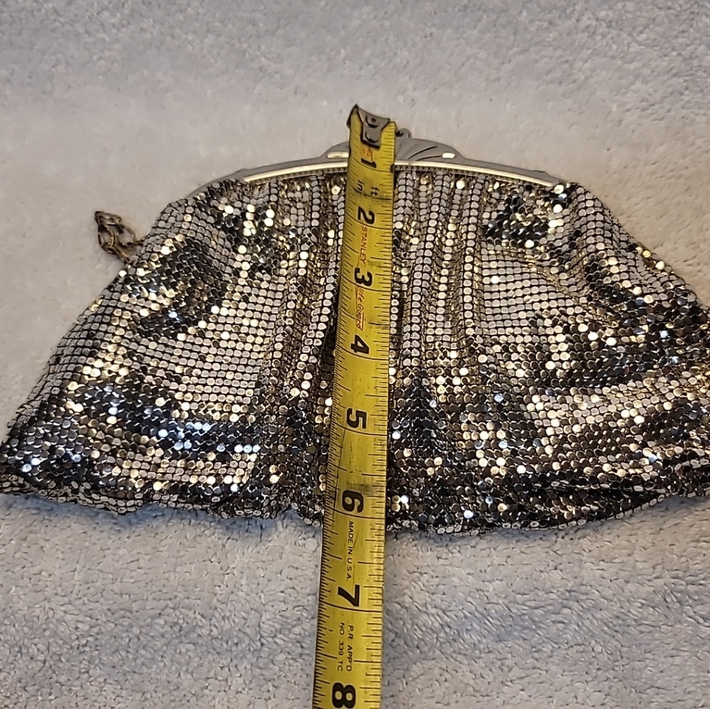 Vintage Art Deco Whiting & Davis Co. Silver Mesh Bag Purse Clutch - Picture 11 of 11